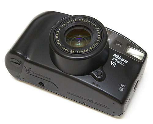 กล้องฟิล์มคอมแพครุ่นเล็ก Nikon Zoom 500AF