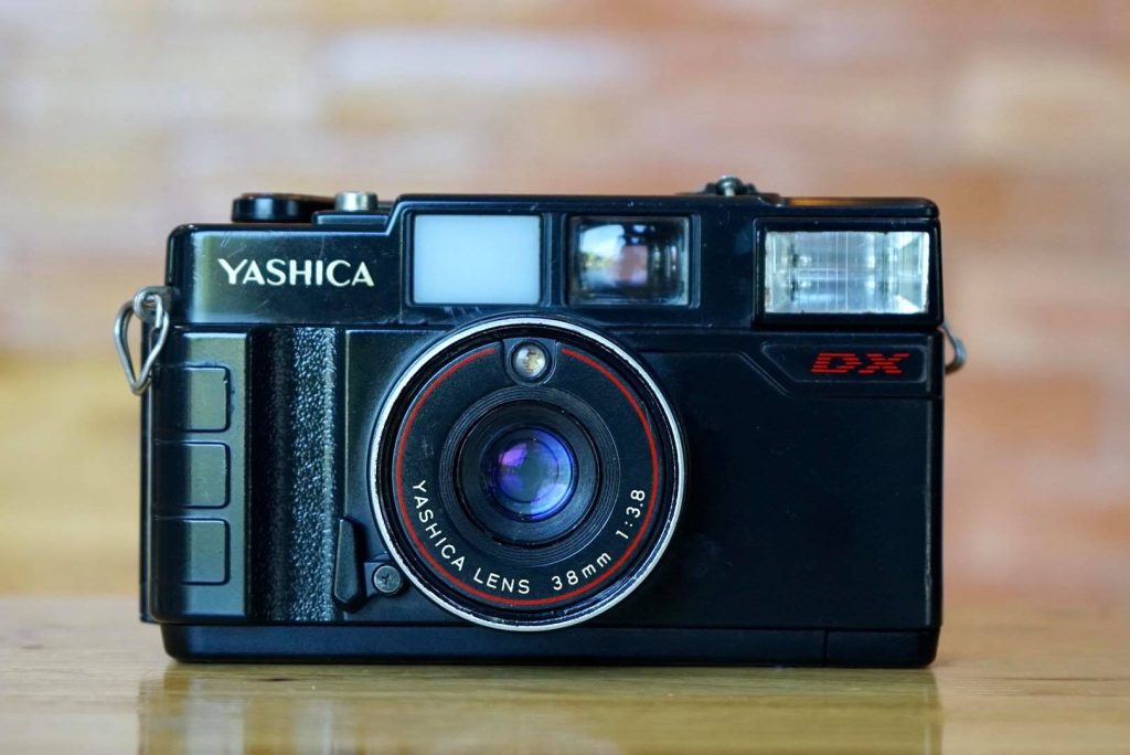 กล้องฟิล์มที่น่าใช้งาน Yashica MF-2 Camera Super DX