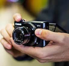 บอกต่อ 5 วิธีเลือกกล้องถ่ายรูป ใช้งานง่าย ทันสมัย 2565